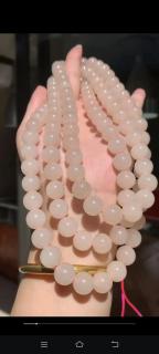 永远要相信不管什么产地的玉料都有好玉,结缘高品质藕粉佛珠,颗颗饱满